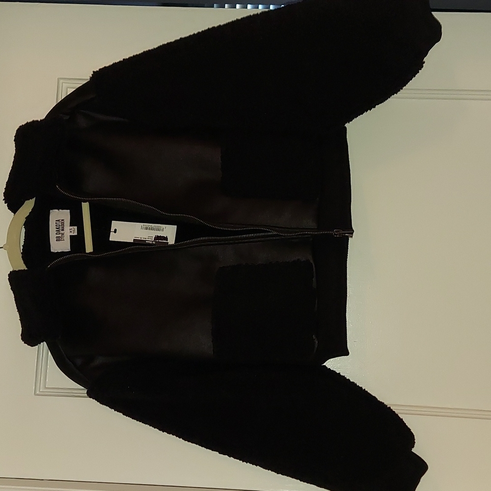 Sherpa Moto Black Jacket size XS BB Dakota
